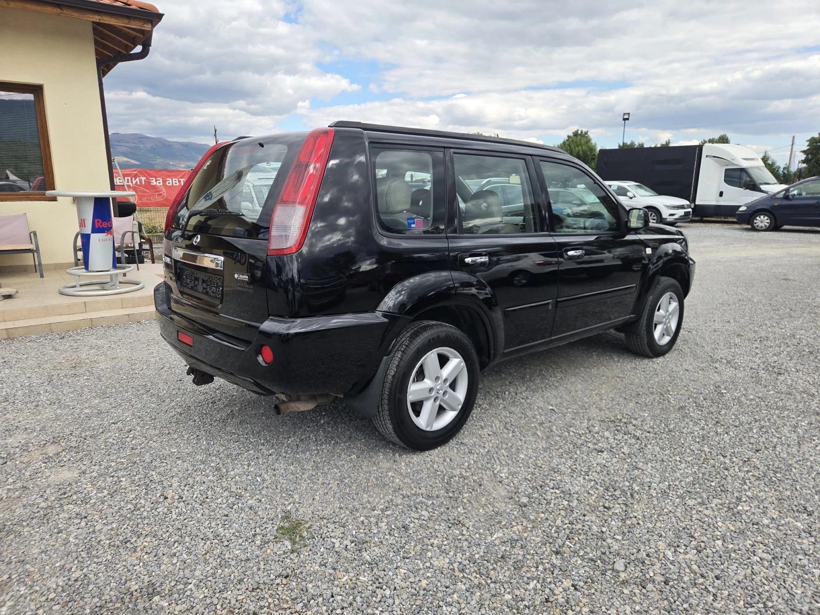 Nissan X-trail 2.0 i  4x4, снимка 5 - Автомобили и джипове - 56733432