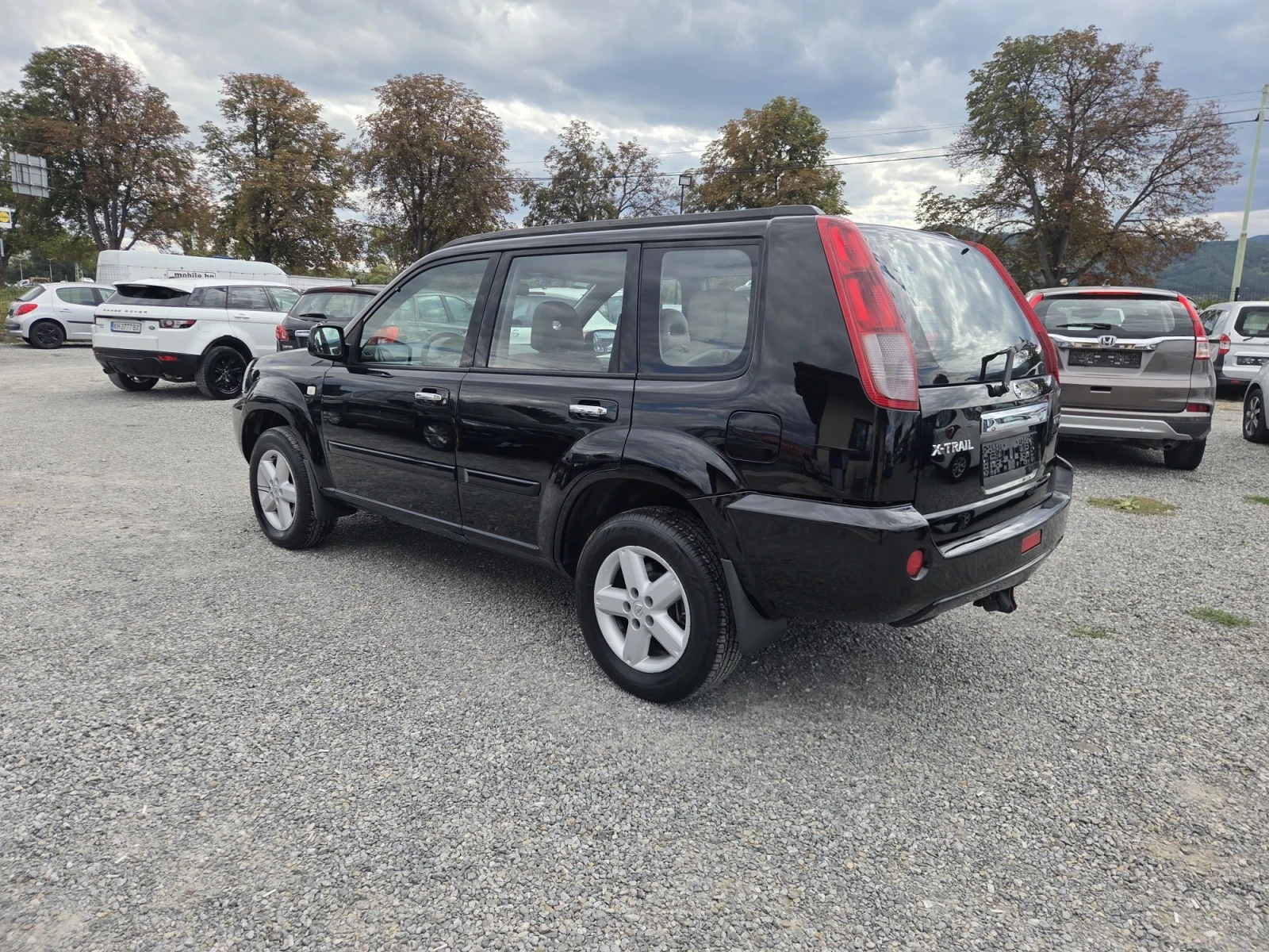 Nissan X-trail 2.0 i  4x4, снимка 4 - Автомобили и джипове - 56733432
