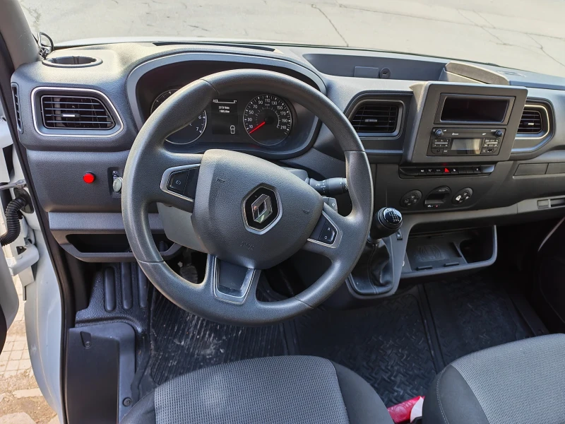 Renault Master, снимка 12 - Бусове и автобуси - 52920515