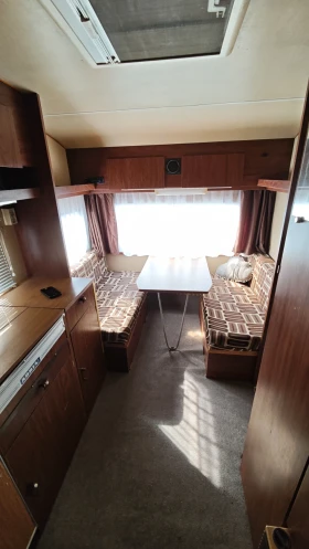 Каравана Adria 410 , снимка 4