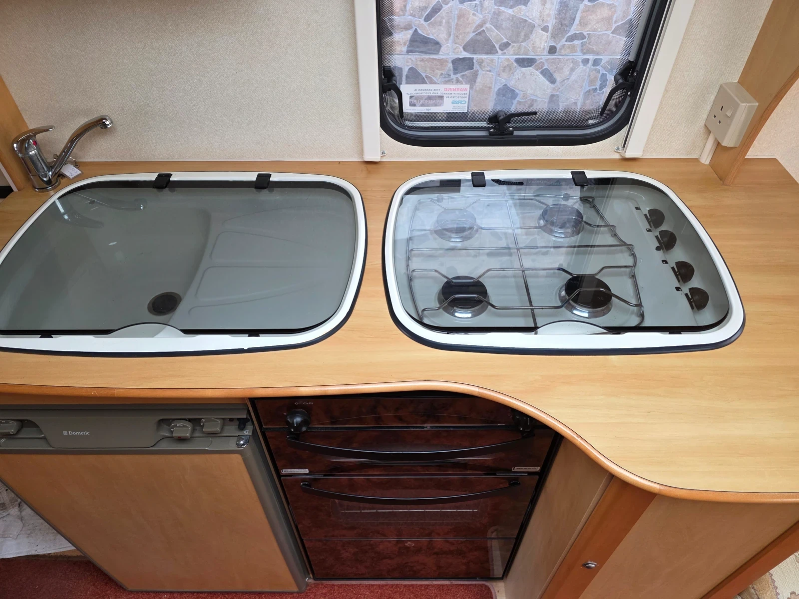 Каравана ABI BAILEY RANGER 500, снимка 7 - Каравани и кемпери - 53665551