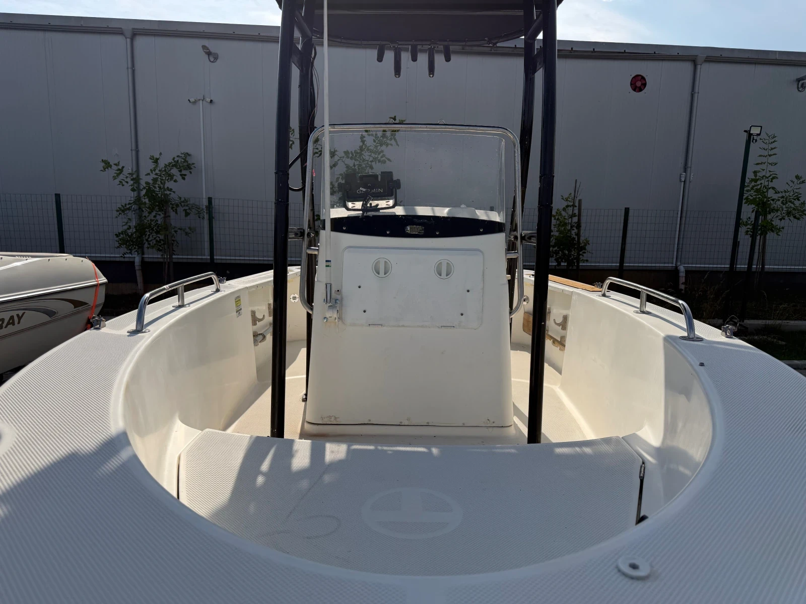 ����������� �������� Mercury Trophy 1703 | Mobile.bg � ����������� 13