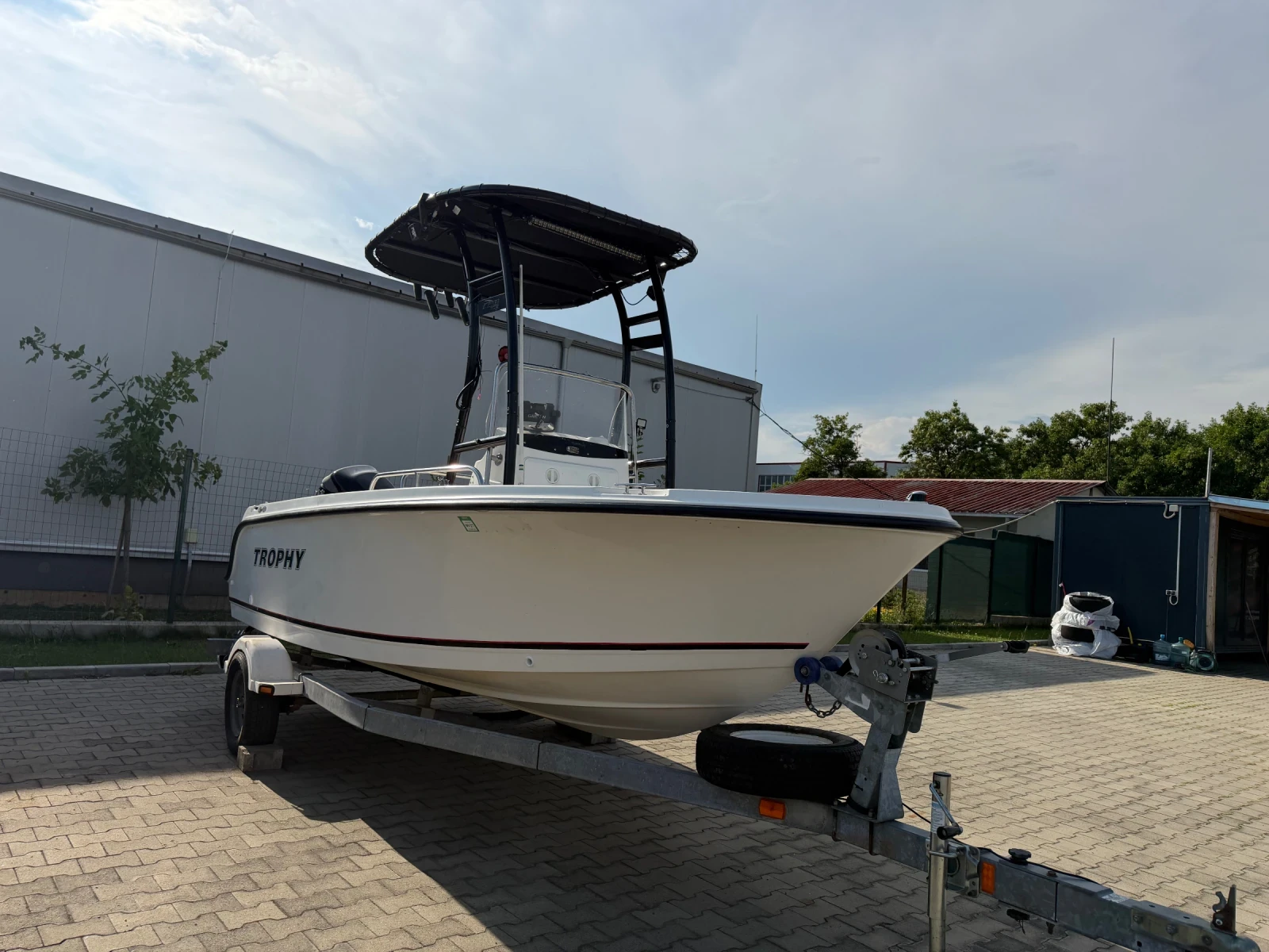 ����������� �������� Mercury Trophy 1703 | Mobile.bg � ����������� 11