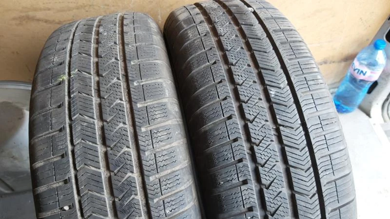 Гуми Всесезонни 215/65R16, снимка 1 - Гуми и джанти - 28771466