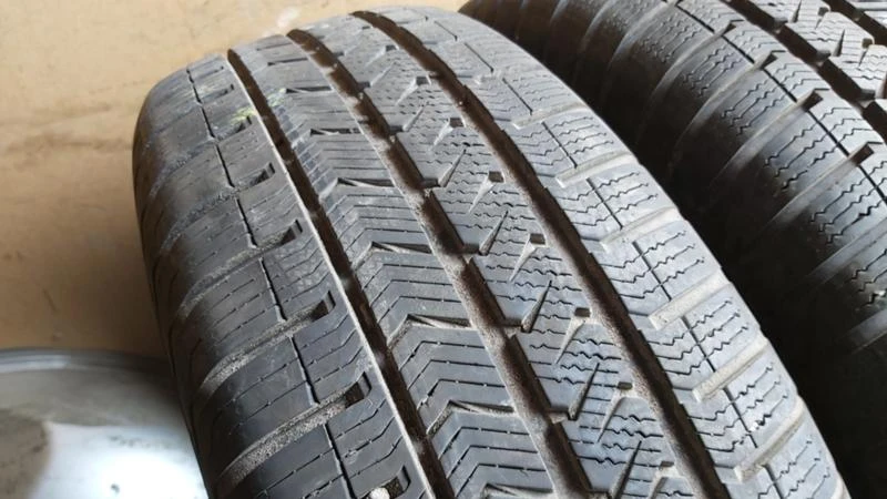 Гуми Всесезонни 215/65R16, снимка 5 - Гуми и джанти - 28771466