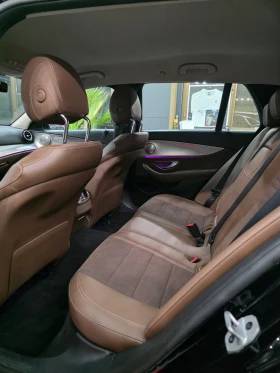 Mercedes-Benz E 220 AMG, снимка 11