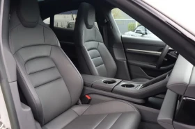 Porsche Taycan 4/476HP/93KWH/CHRONO/MATRIX/BOSE/PANO/360/393z, снимка 11