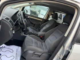 VW Touran 2.0TDI 140кс 7-места DSG НАВИ КАМЕРА, снимка 11