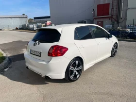 Toyota Auris, снимка 2