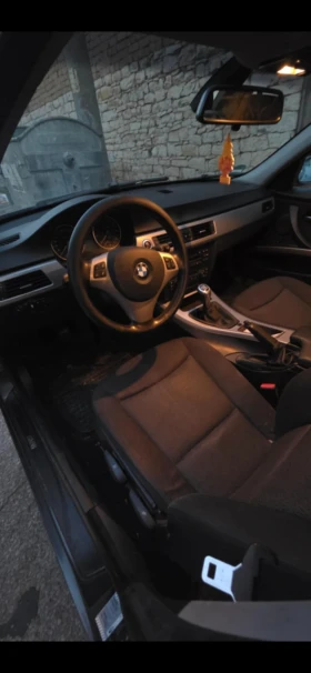 BMW 320, снимка 2