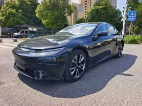 ������ Xpeng P7