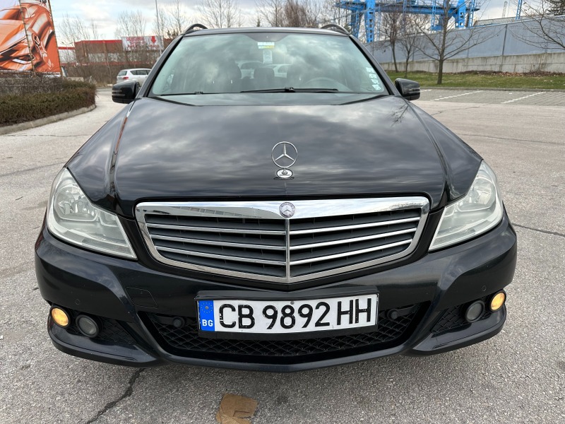 Mercedes-Benz C 220 Facelift/Автомат, снимка 7 - Автомобили и джипове - 44514323