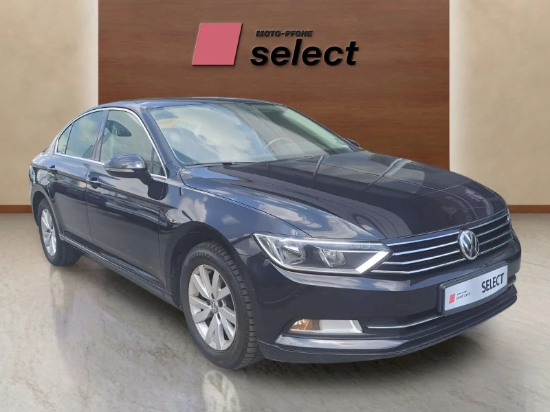 VW Passat 2.0 TDI, снимка 3 - Автомобили и джипове - 46778159