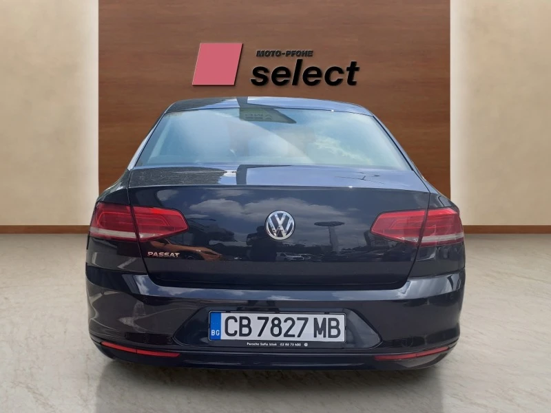 VW Passat 2.0 TDI, снимка 6 - Автомобили и джипове - 46778159