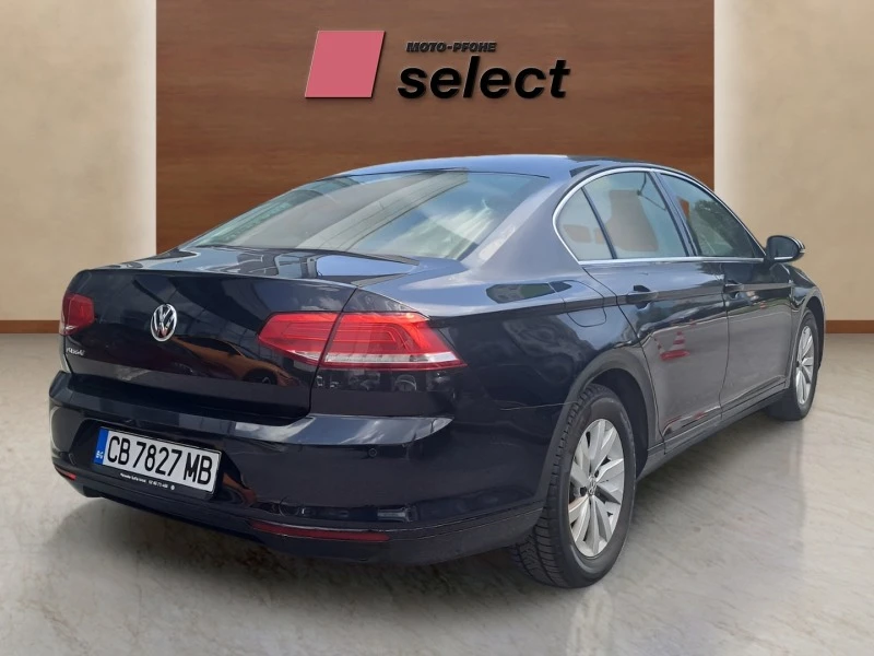 VW Passat 2.0 TDI, снимка 5 - Автомобили и джипове - 46778159