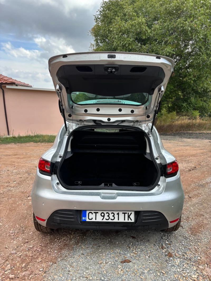 Renault Clio, снимка 6 - Автомобили и джипове - 47481555