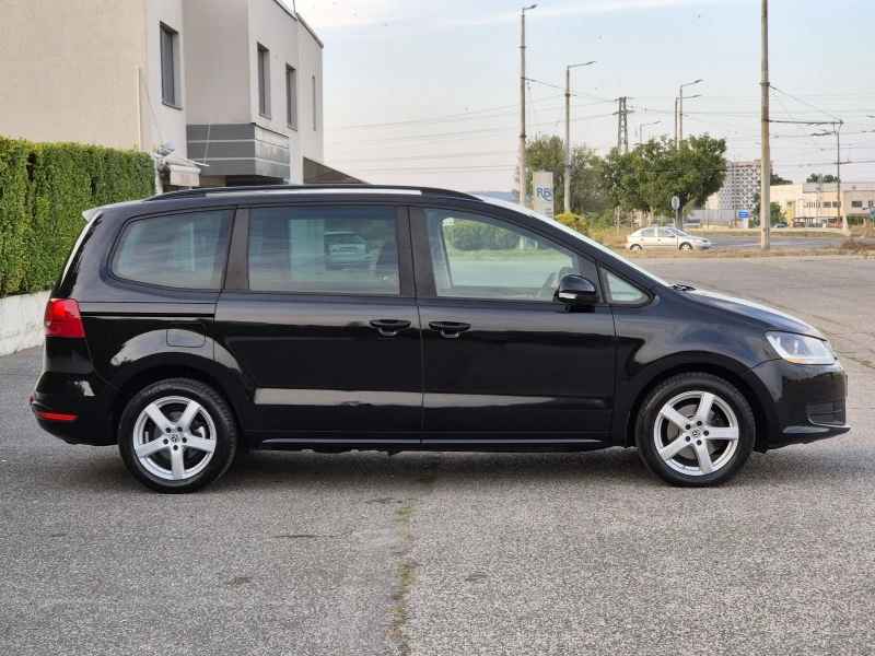 VW Sharan 2.0 TDI, снимка 5 - Автомобили и джипове - 47857300