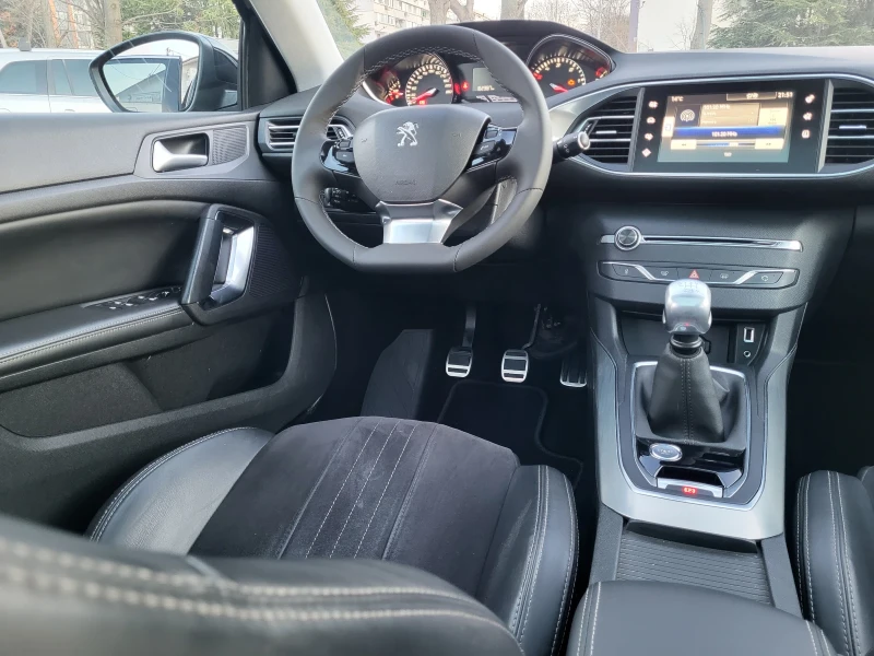 Peugeot 308 1.6HDI-120ps, снимка 14 - Автомобили и джипове - 48603402