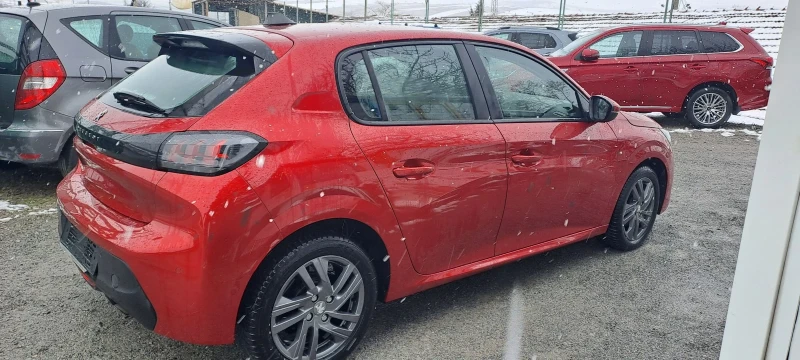 Peugeot 208 1.2 NAVI, снимка 4 - Автомобили и джипове - 48641166