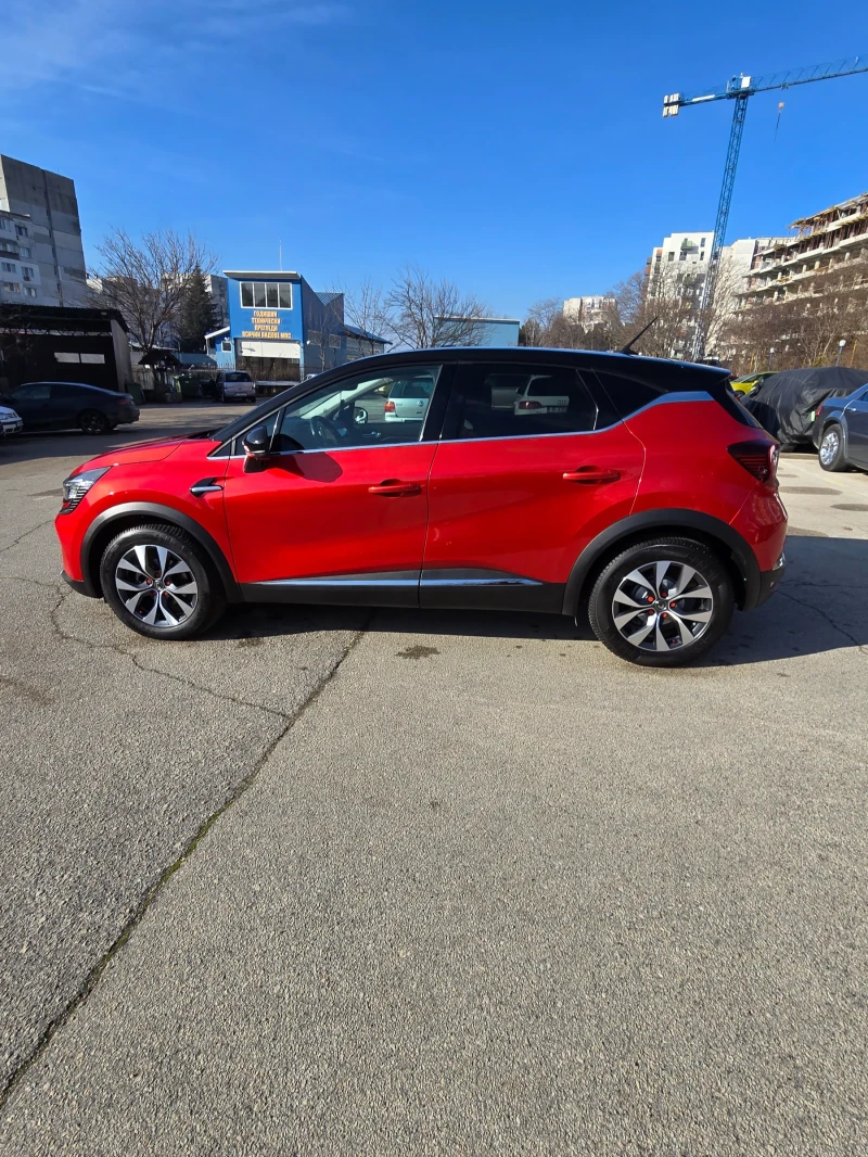 Renault Captur, снимка 6 - Автомобили и джипове - 49049855