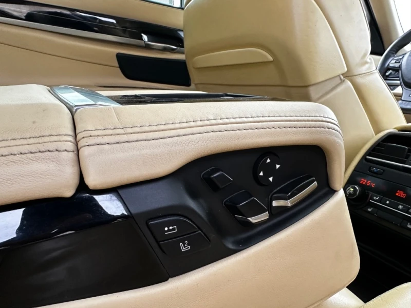 BMW 740 Individual, снимка 13 - Автомобили и джипове - 51756681