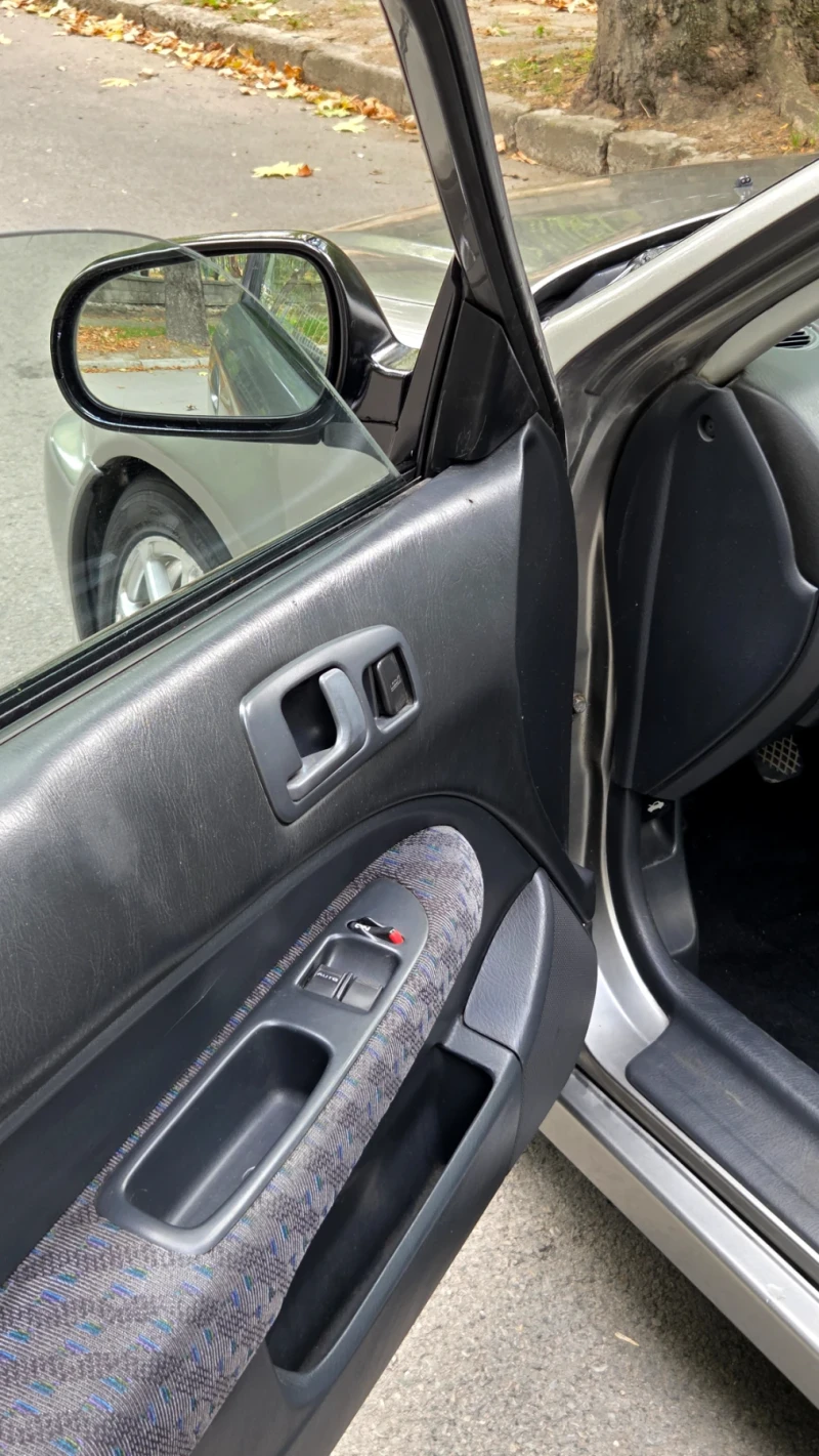 Honda Civic, снимка 15 - Автомобили и джипове - 52055684