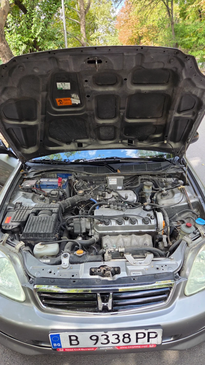 Honda Civic, снимка 16 - Автомобили и джипове - 52055684