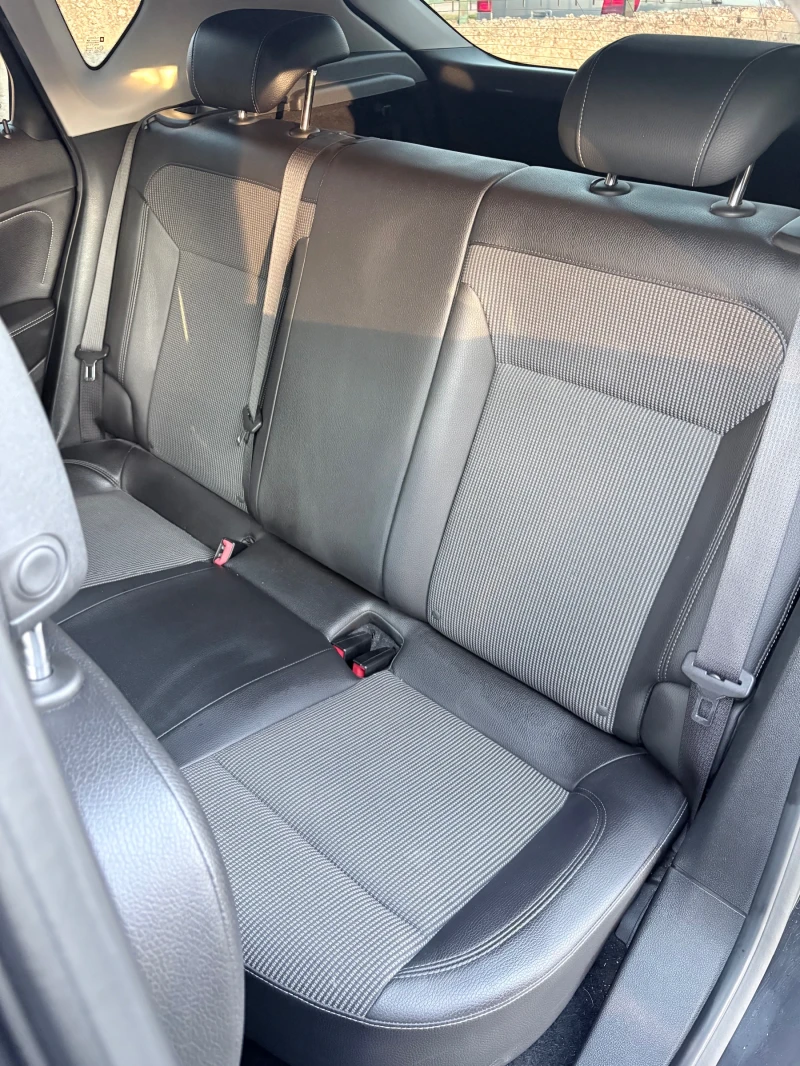 Opel Astra, снимка 9 - Автомобили и джипове - 52598275