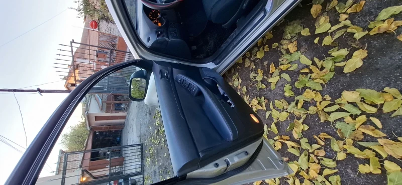 Toyota Avensis 2.0D4D, снимка 7 - Автомобили и джипове - 52258086