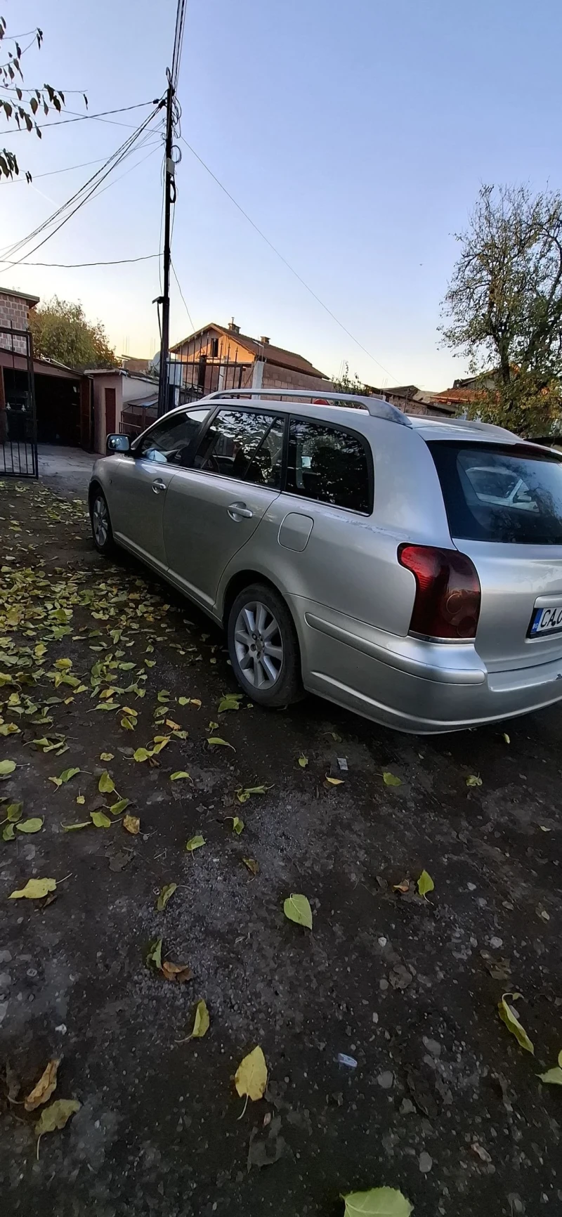 Toyota Avensis 2.0D4D, снимка 8 - Автомобили и джипове - 52258086
