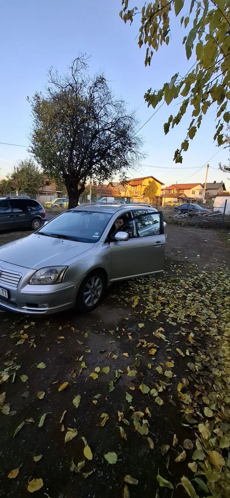 Toyota Avensis 2.0D4D, снимка 3 - Автомобили и джипове - 52258086