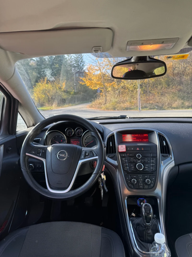 Opel Astra, снимка 6 - Автомобили и джипове - 52312852