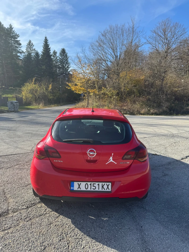 Opel Astra, снимка 5 - Автомобили и джипове - 52312852