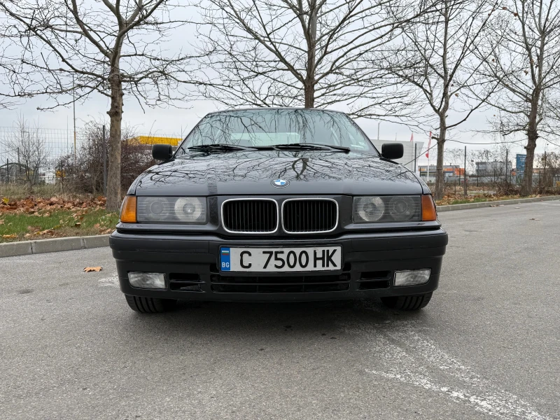 BMW 318 i, снимка 2 - Автомобили и джипове - 52790901