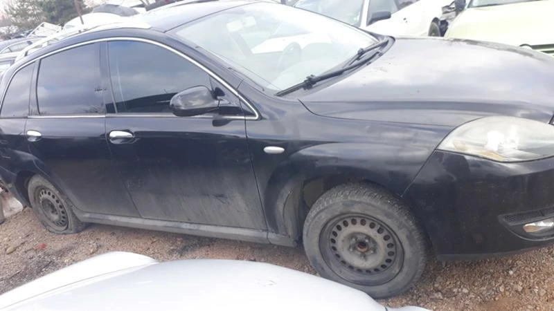 Fiat Croma 1.9 JTD, снимка 3 - Автомобили и джипове - 47602504