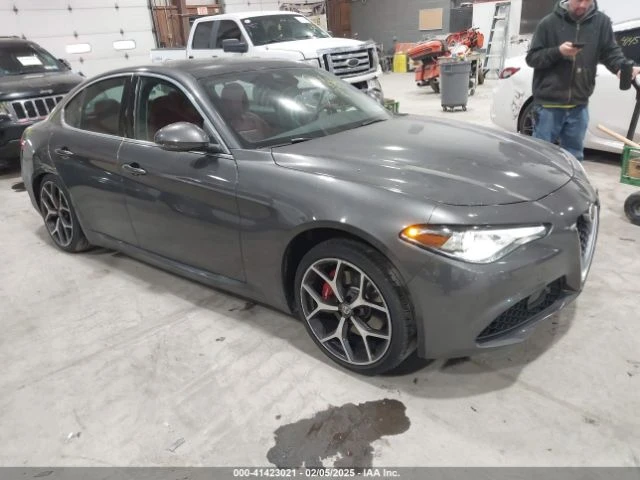 Alfa Romeo Giulia * Възможност за Лизинг* , снимка 1 - Автомобили и джипове - 49465704