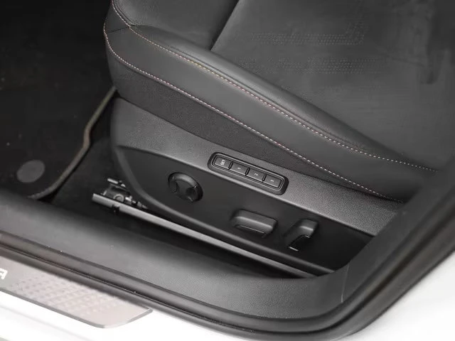 Cupra Formentor 2.0TSI/333HP/VZ/PANO/MATRIX/360/LED/MEMO/770g - изображение 10