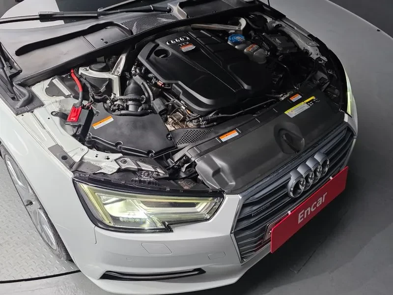 Audi A4 2.0 TDI Quattro, снимка 6 - Автомобили и джипове - 54144382