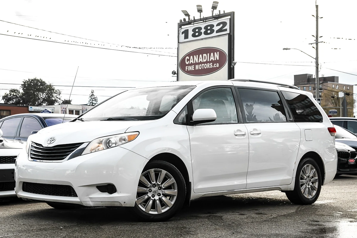 Toyota Sienna * Вземи на изплащане от 569лв на месец, снимка 1