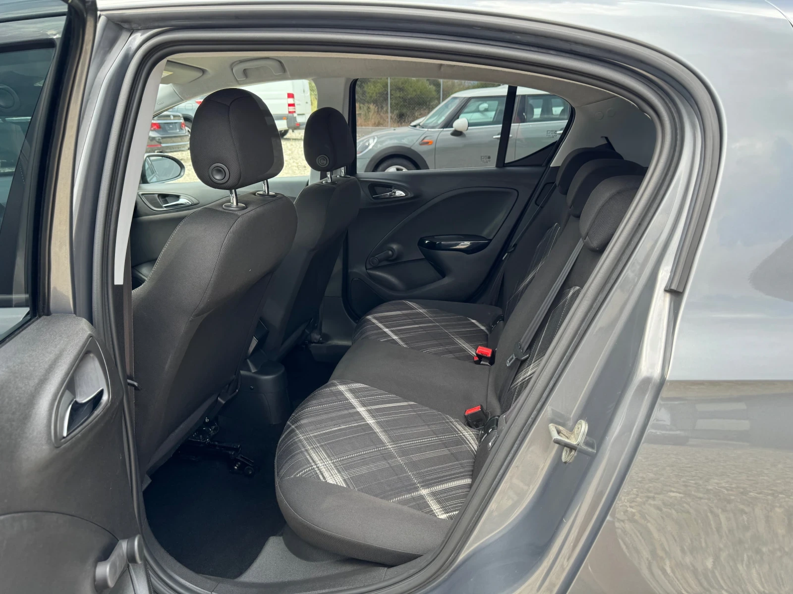 Opel Corsa 1.3CDTI - изображение 10