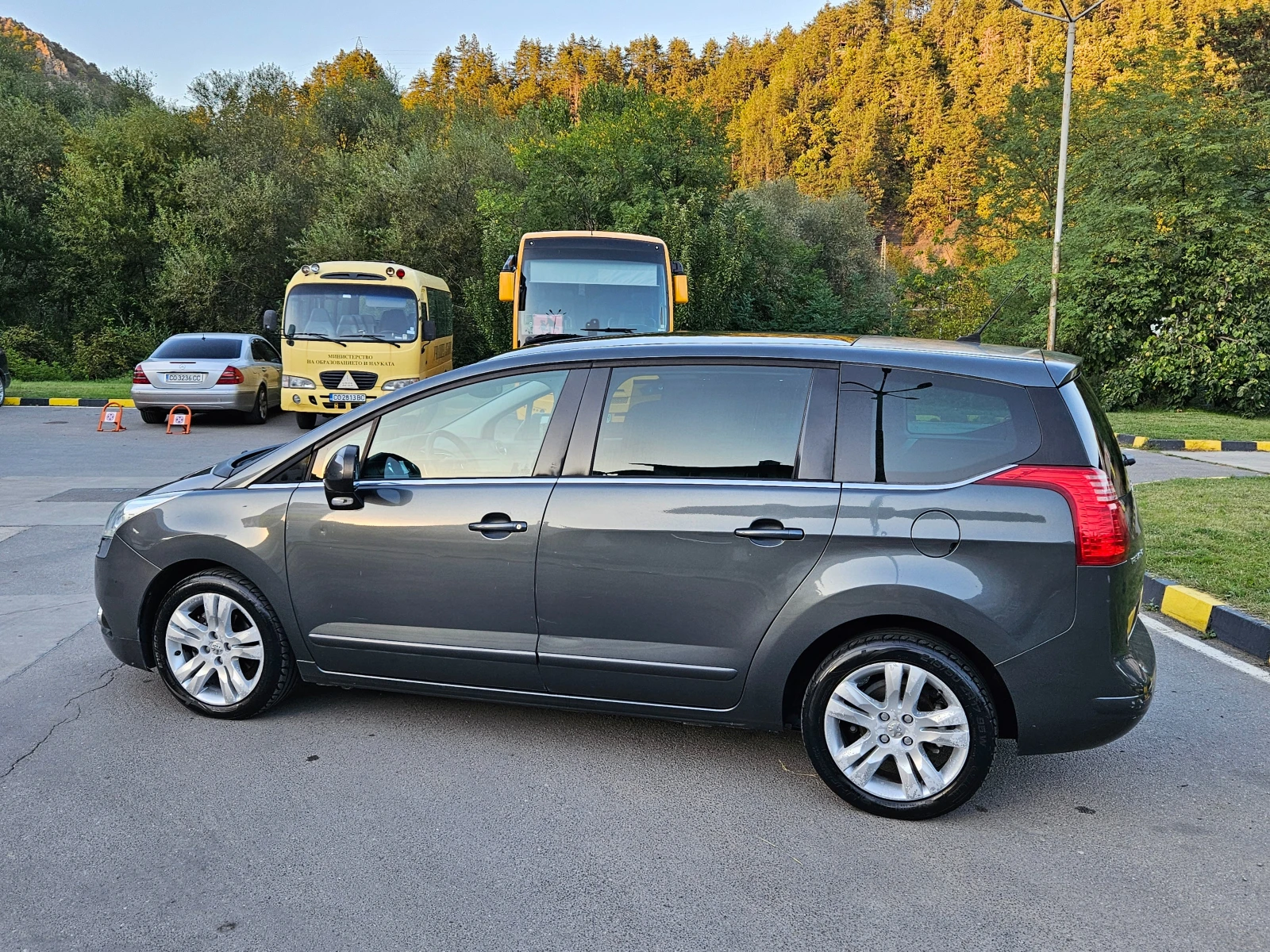 Peugeot 5008 1.6 AVTOMAT/NAVIG/PANORAMA - изображение 3