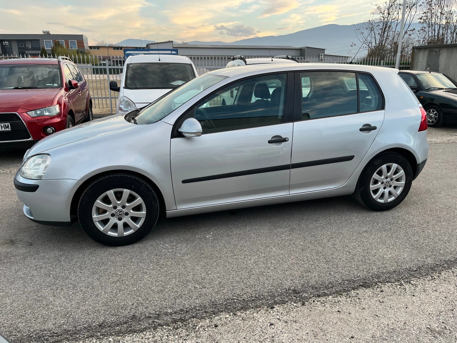 VW Golf 1.6 i GPL - изображение 4