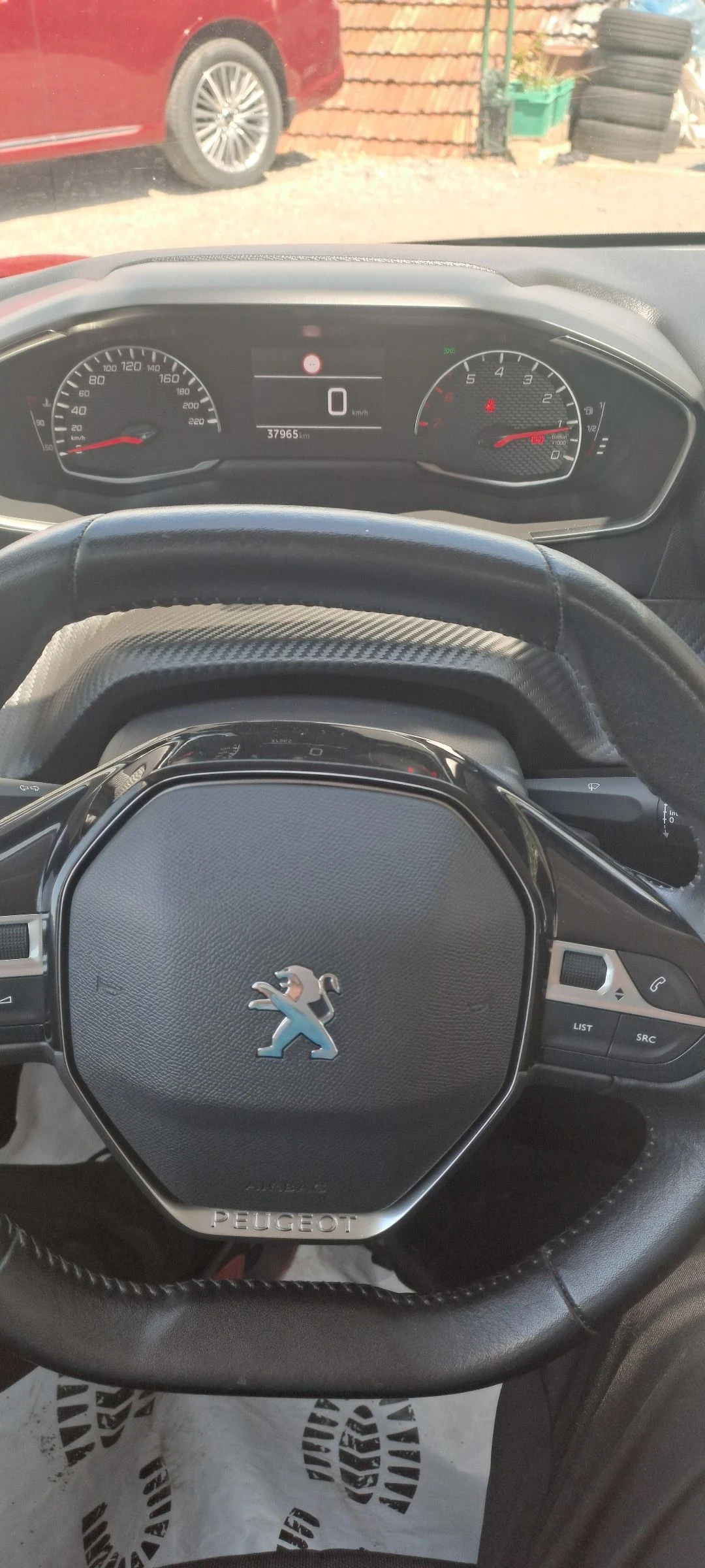 Peugeot 208 1.2 NAVI 37хил.км - изображение 10