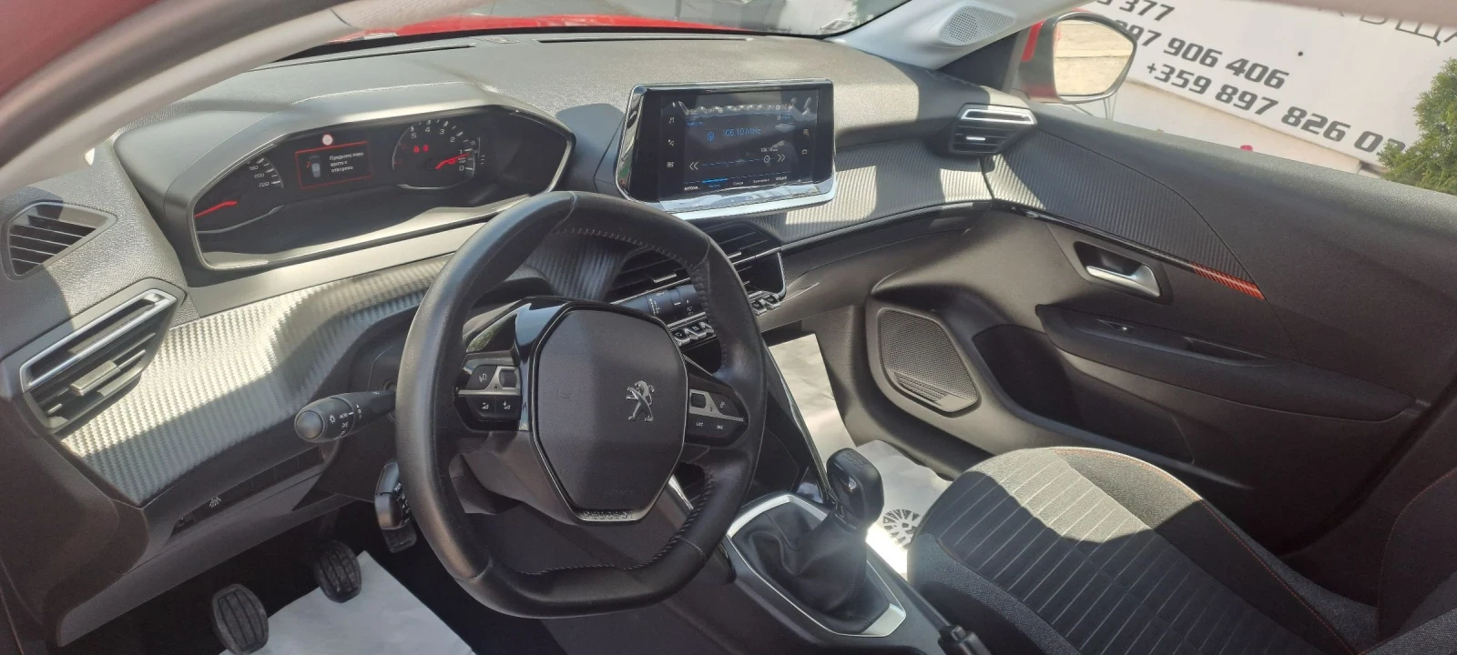 Peugeot 208 1.2 NAVI 37хил.км - изображение 9