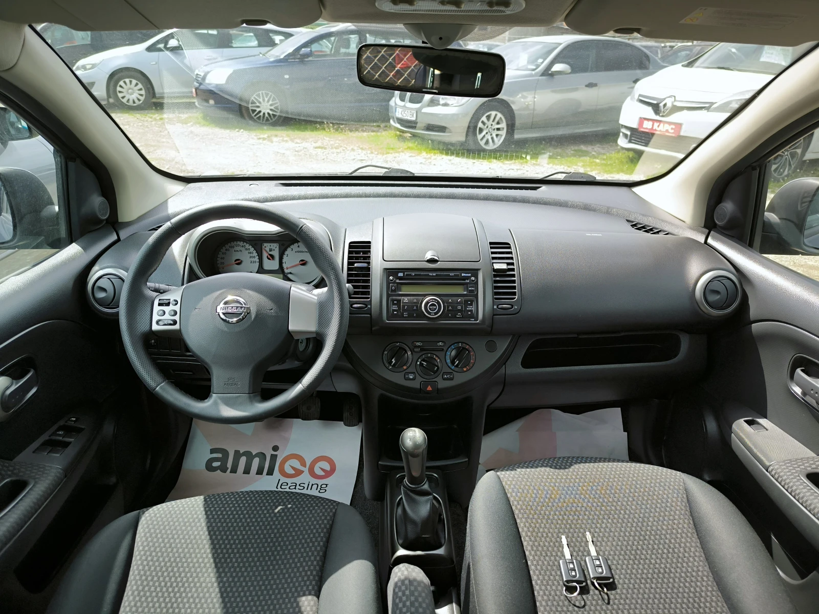 Nissan Note 1.4i - изображение 8