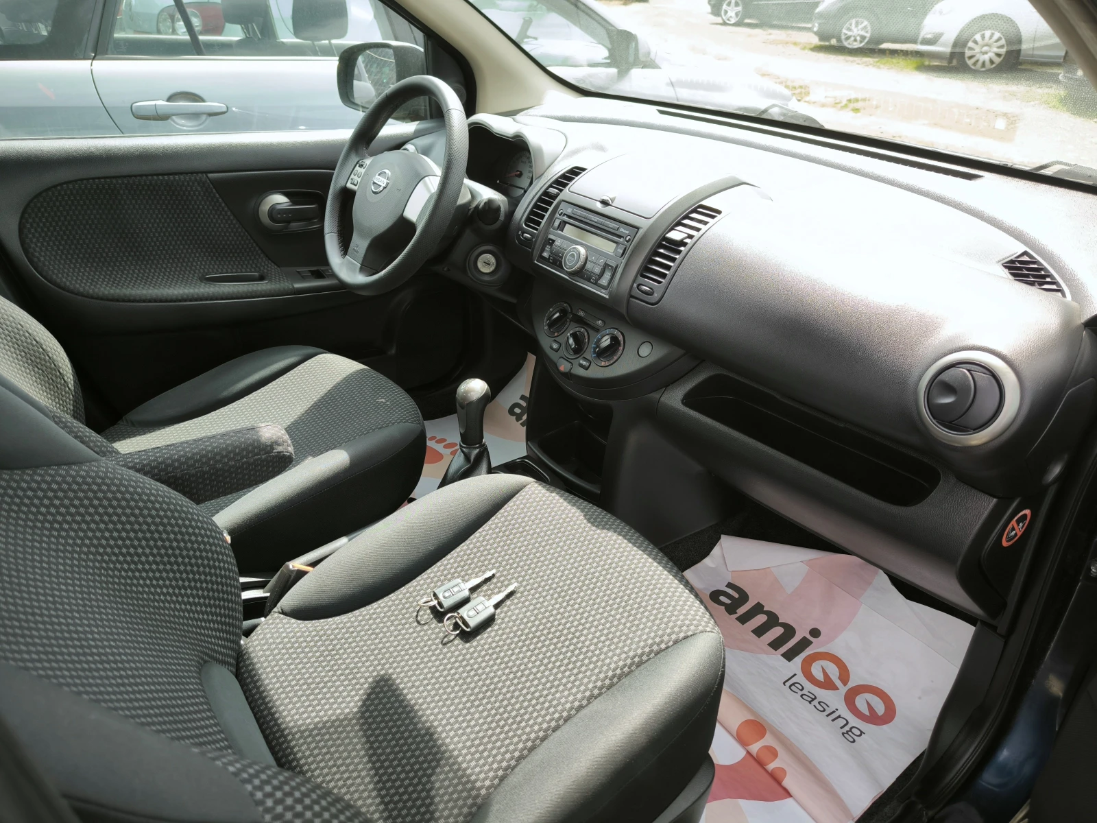 Nissan Note 1.4i - изображение 9