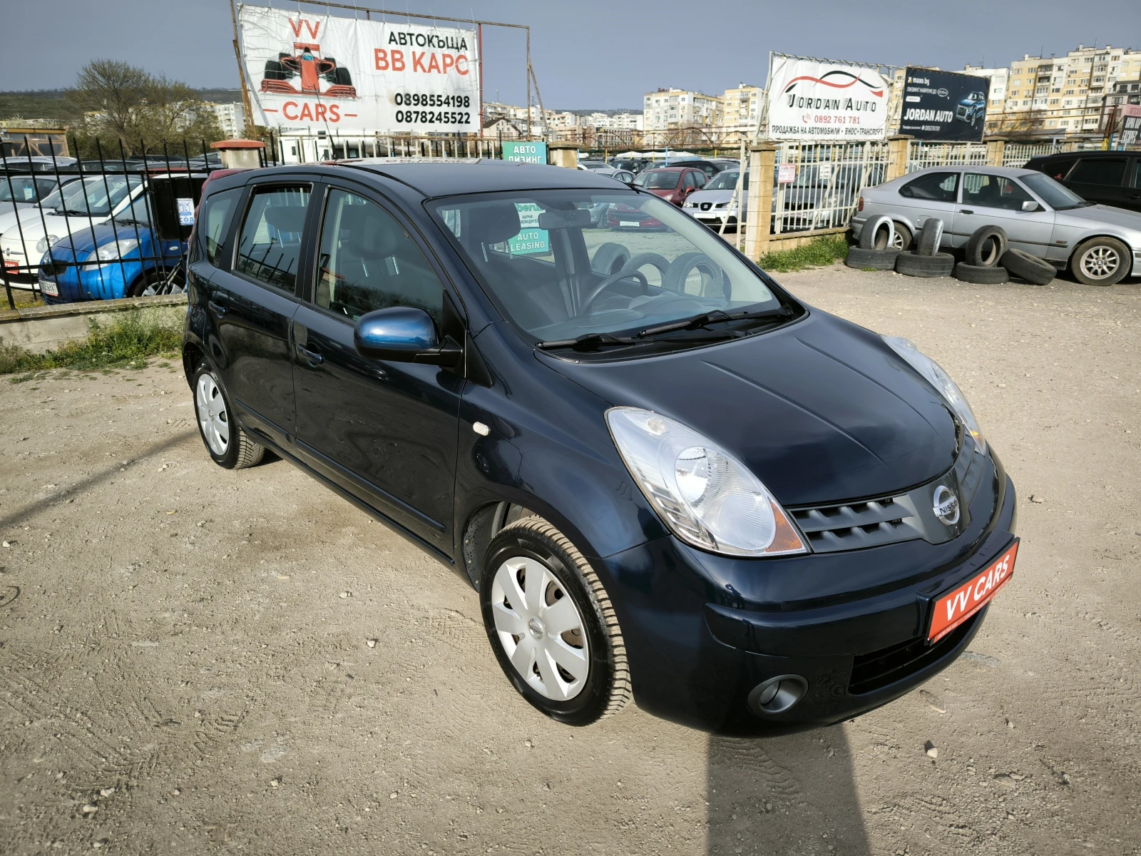 Nissan Note 1.4i - изображение 2
