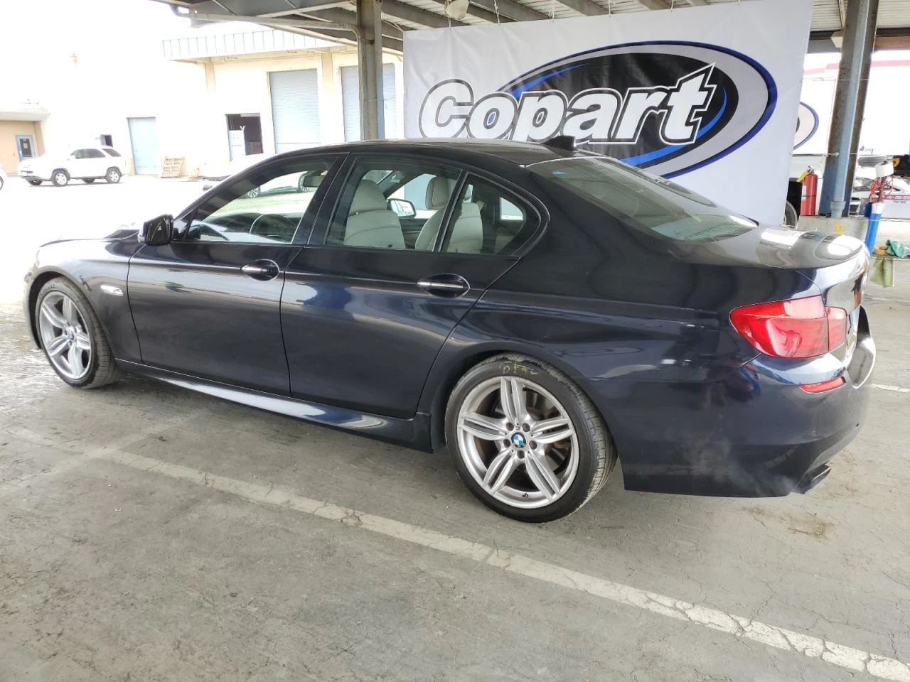 BMW 550 RWD; РЕАЛНИ КМ - изображение 2