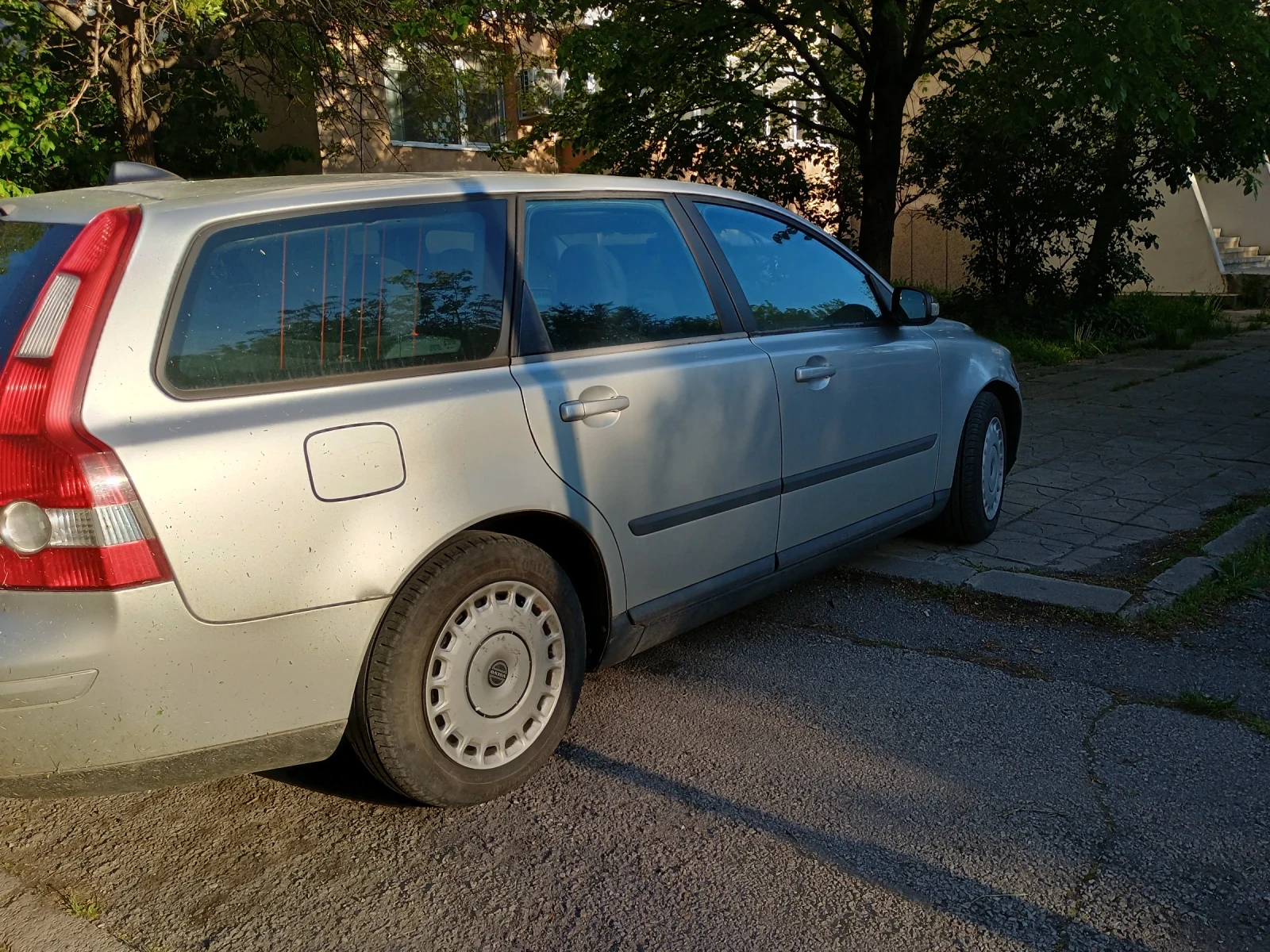 Volvo V50  - изображение 4