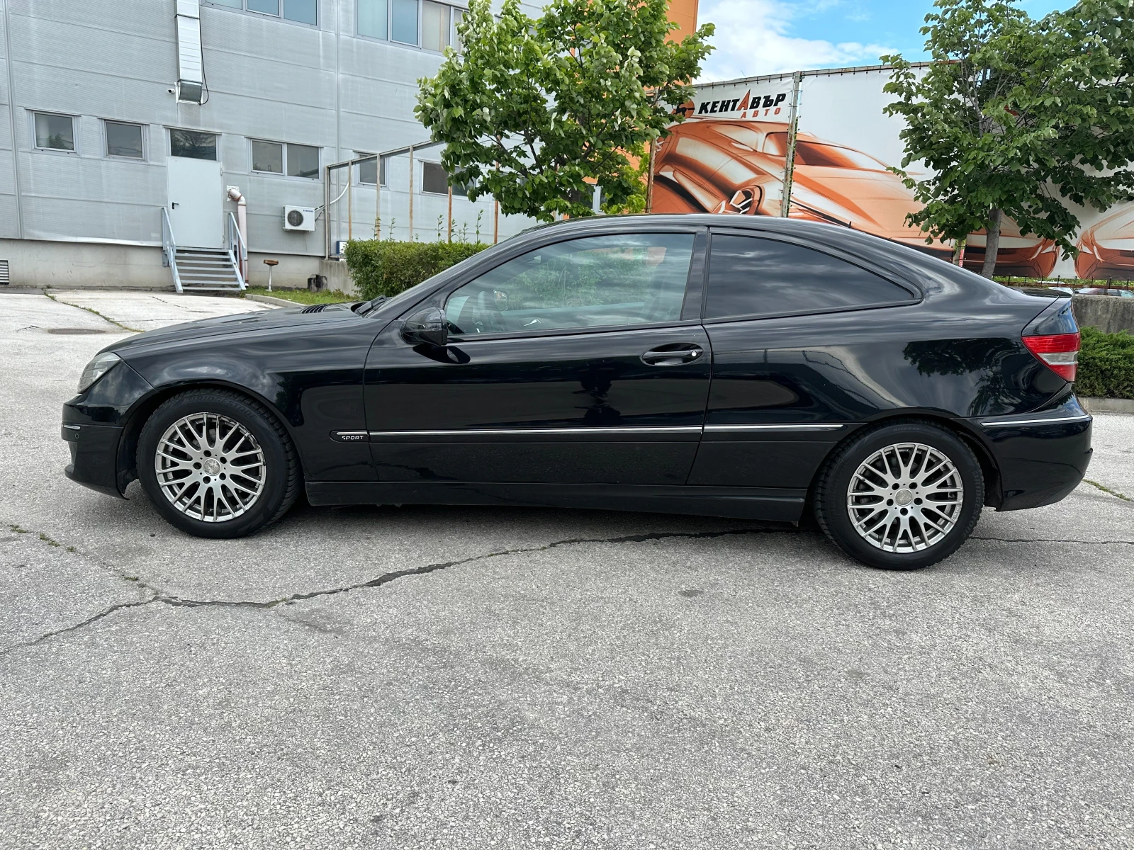 Mercedes-Benz CLC 220 2.2d 150 к.с. - изображение 2